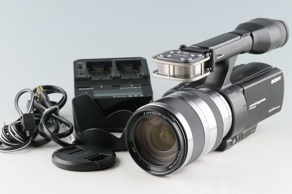Sony NEX-VG10 Handycam + E 18-200mm F/3.5-6.3 OSS Lens *Japanese Version Only * #52975G43