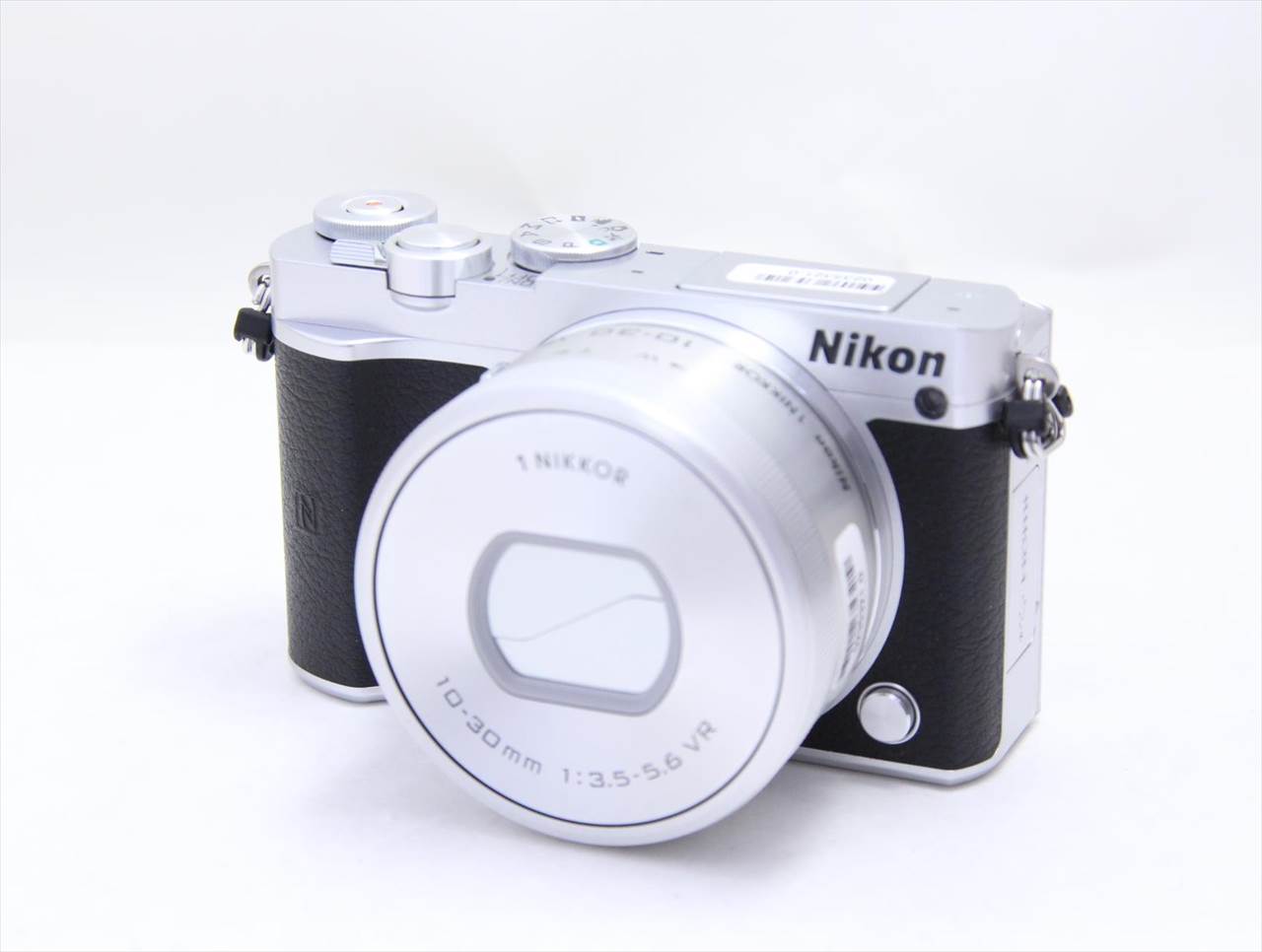【中古】 ニコン(nikon) Nikon 1 J5 標準パワーズームレンズキット [シルバー]