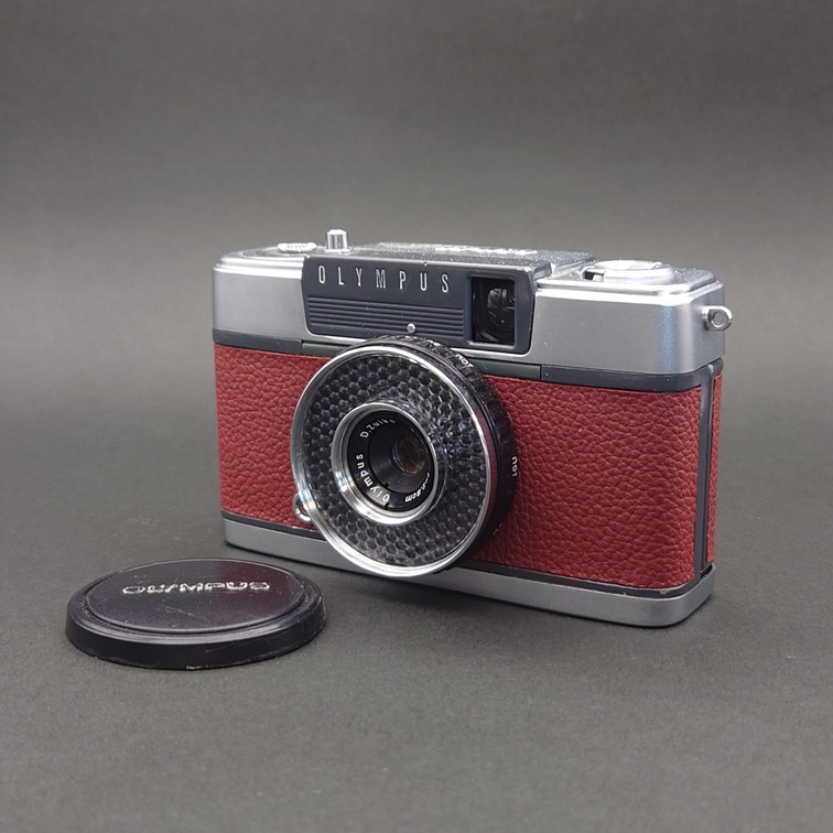 OLYMPUS PEN EE