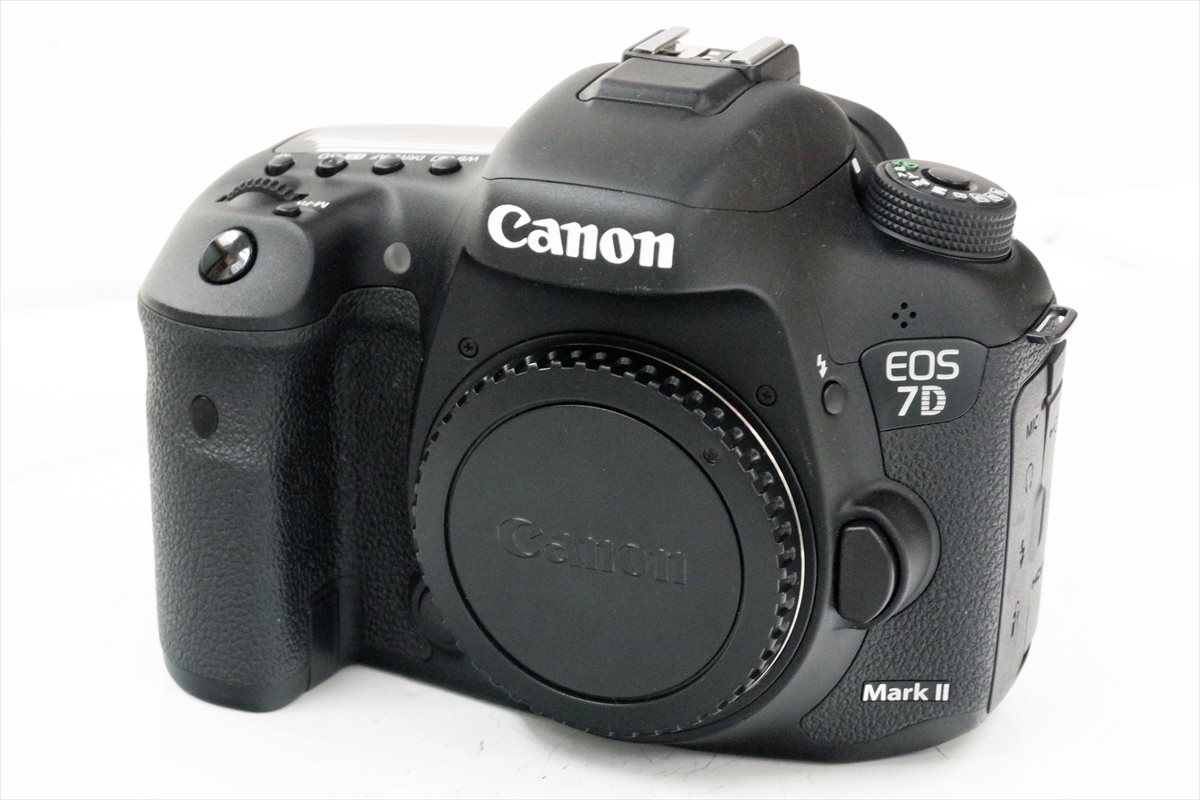 EOS 7D Mark II 2020万画素