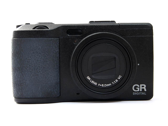 GR DIGITAL IV