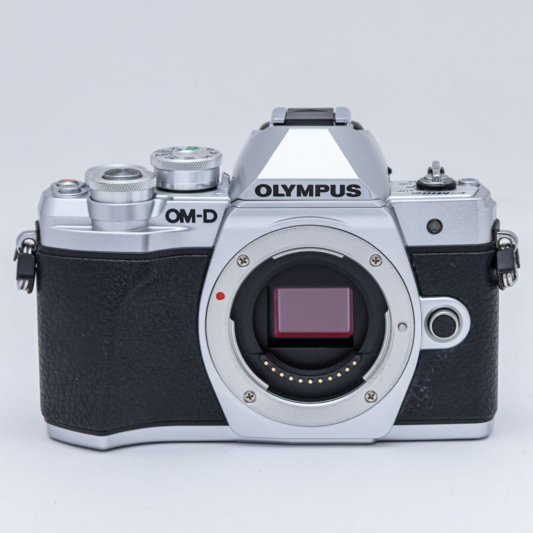 OM-D E-M10 Mark III シルバー
