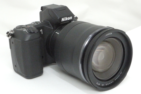 Nikon 1 V2 (ショット数 2,150枚) 電池2個付 新品同様