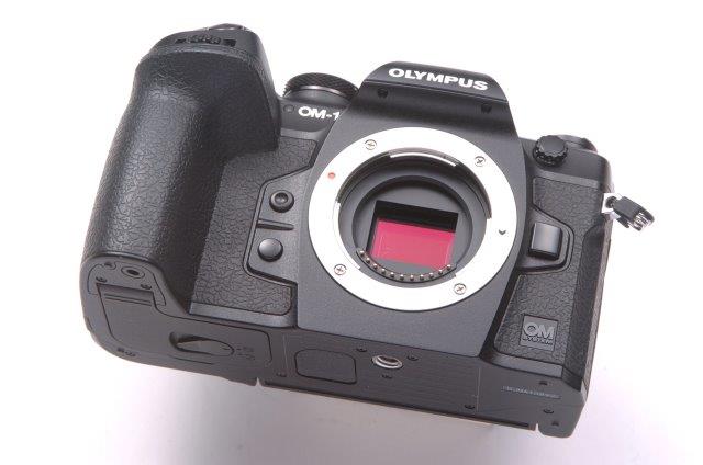 OM SYSTEM OM-1 ボディ
