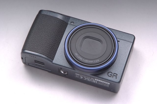 RICOH GR IIIx Urban Edition