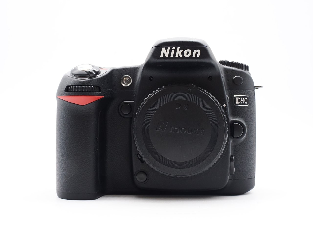 D80