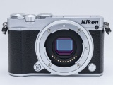 Nikon 1 J5 シルバー