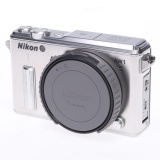 Nikon 1 AW1 シルバー