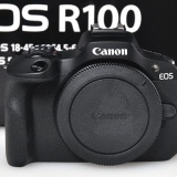 EOS R100・ボディー 